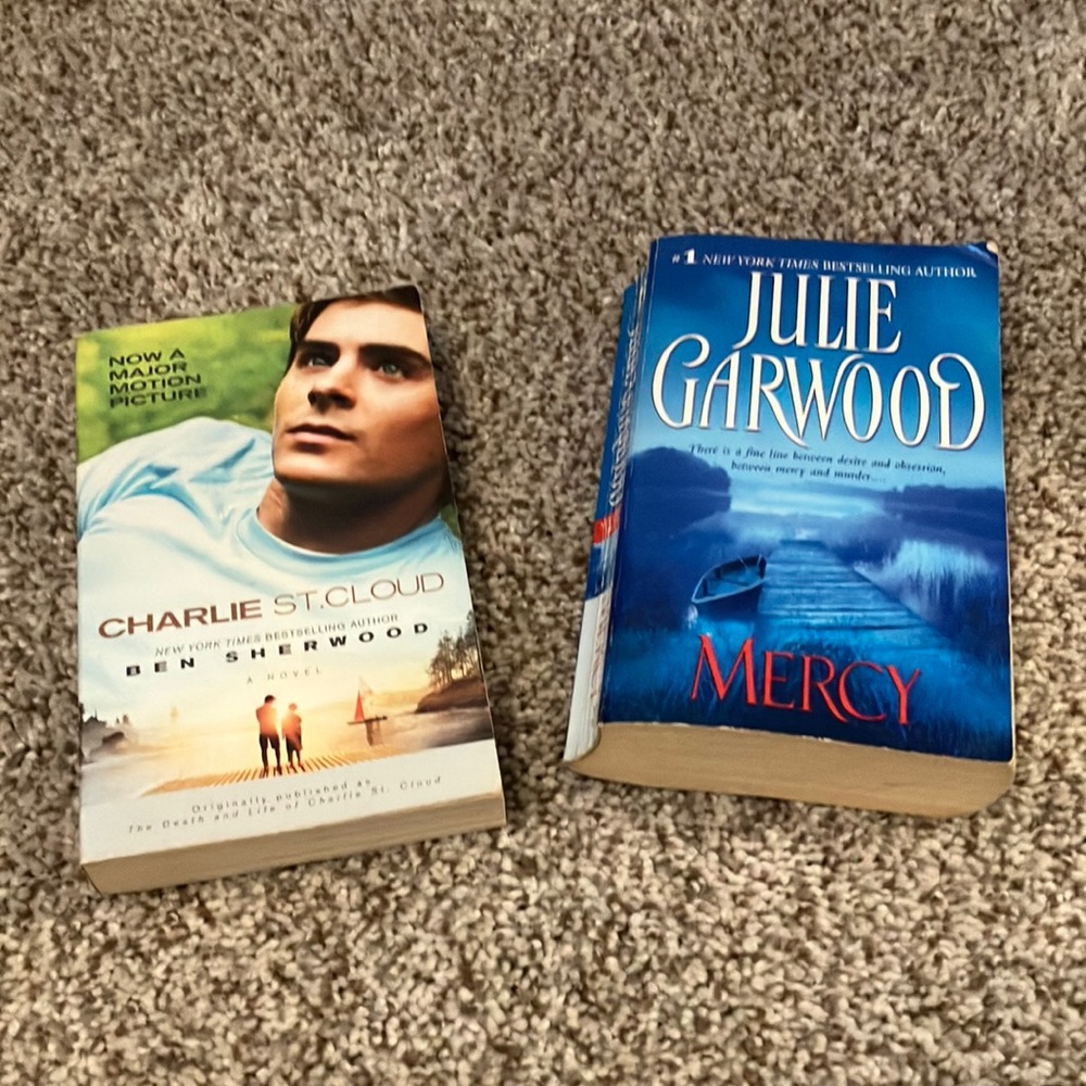 Book bundle: Charlie St. Cloud and Mercy